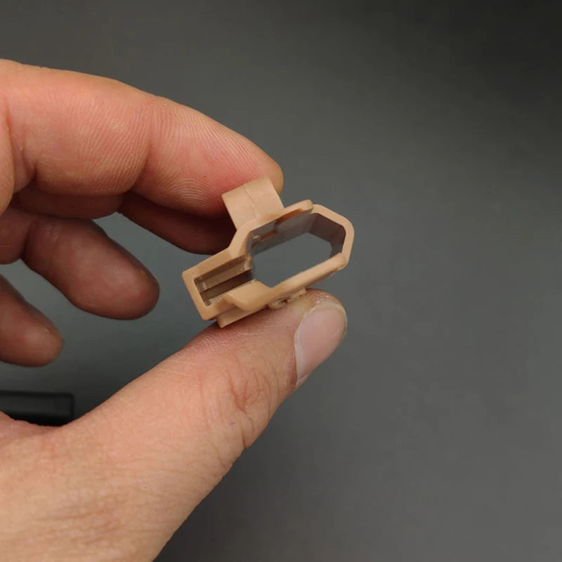 PORTE CLÉ G17 ACCROCHABLE